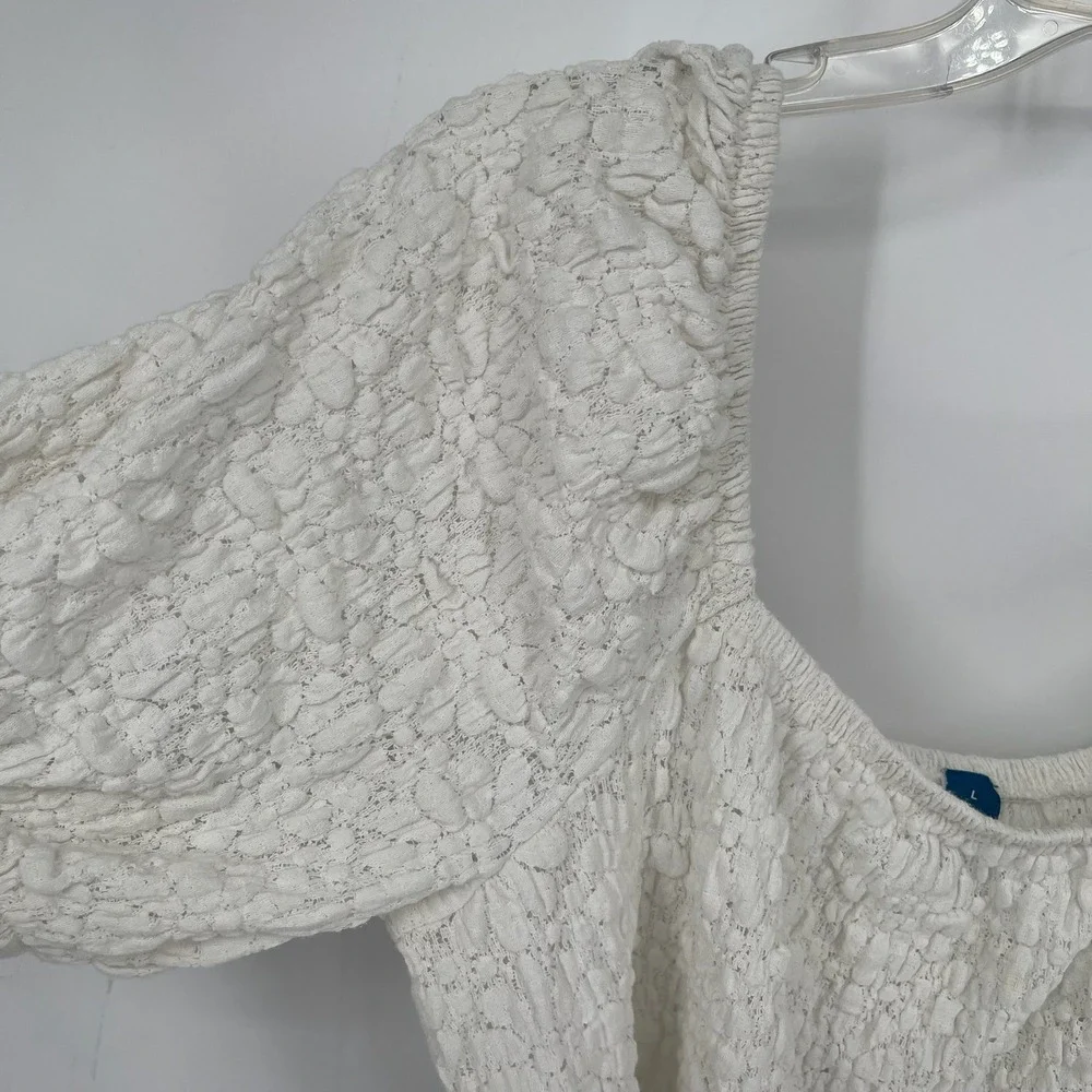 Old Navy Women's White Puff Sleeve Popcorn Textured Floral Boho Blouse Size L